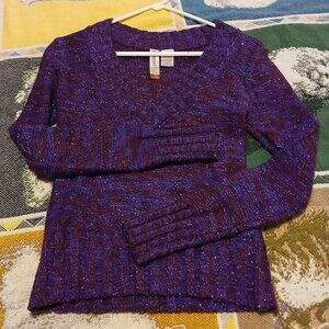 No Boundaries Junior Large 11/13 Sparkly Purple Combo V-Neck Sweater